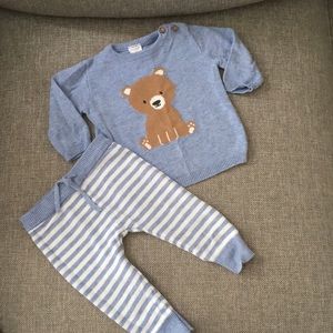 Just one you carter’s knit sweater pant set sz 3M